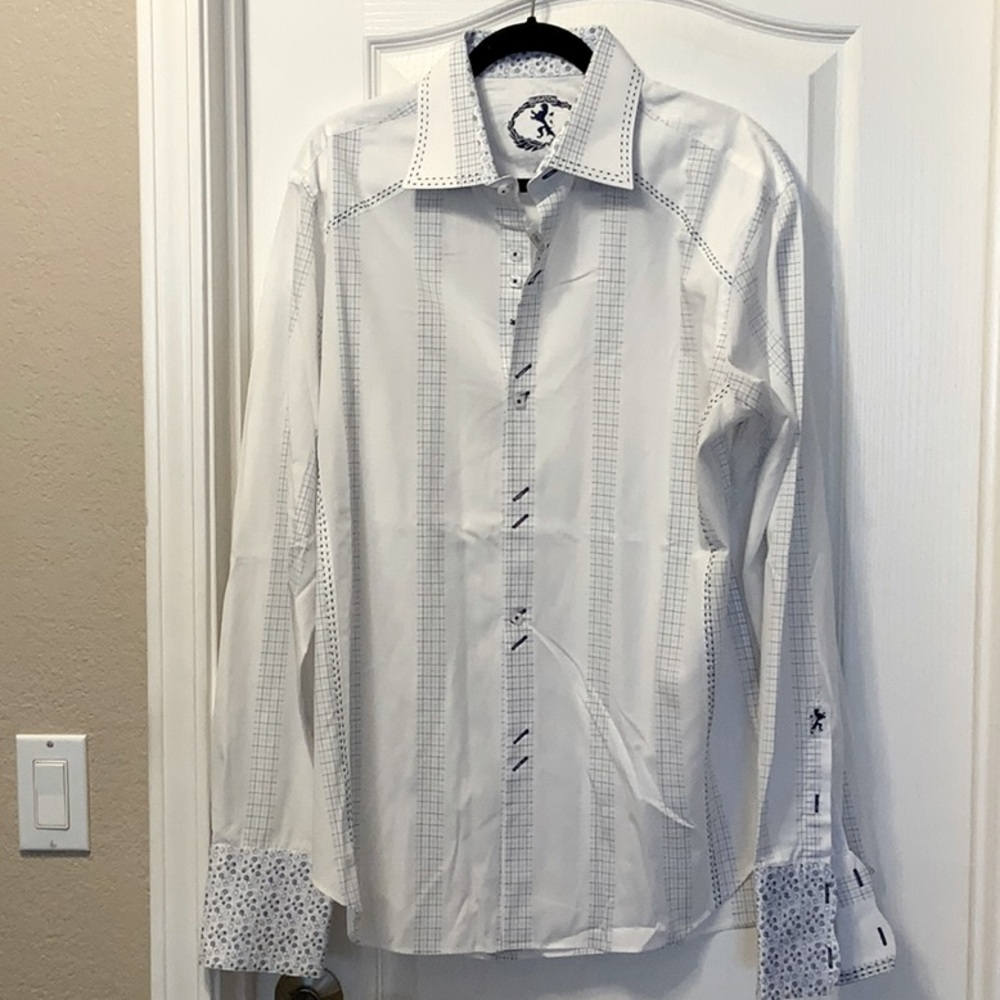 Bugatchi shirt, XXL, beautiful stripes and contrasting neck and cuffs